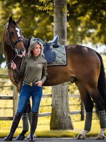Base Layer Bianca Moss