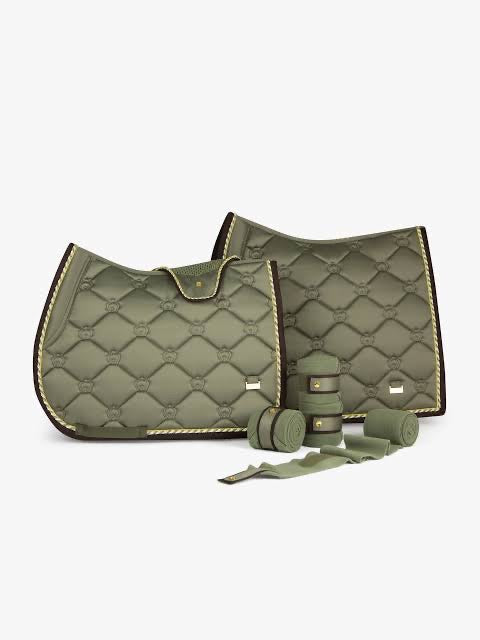 PSOS Moss, Monogram